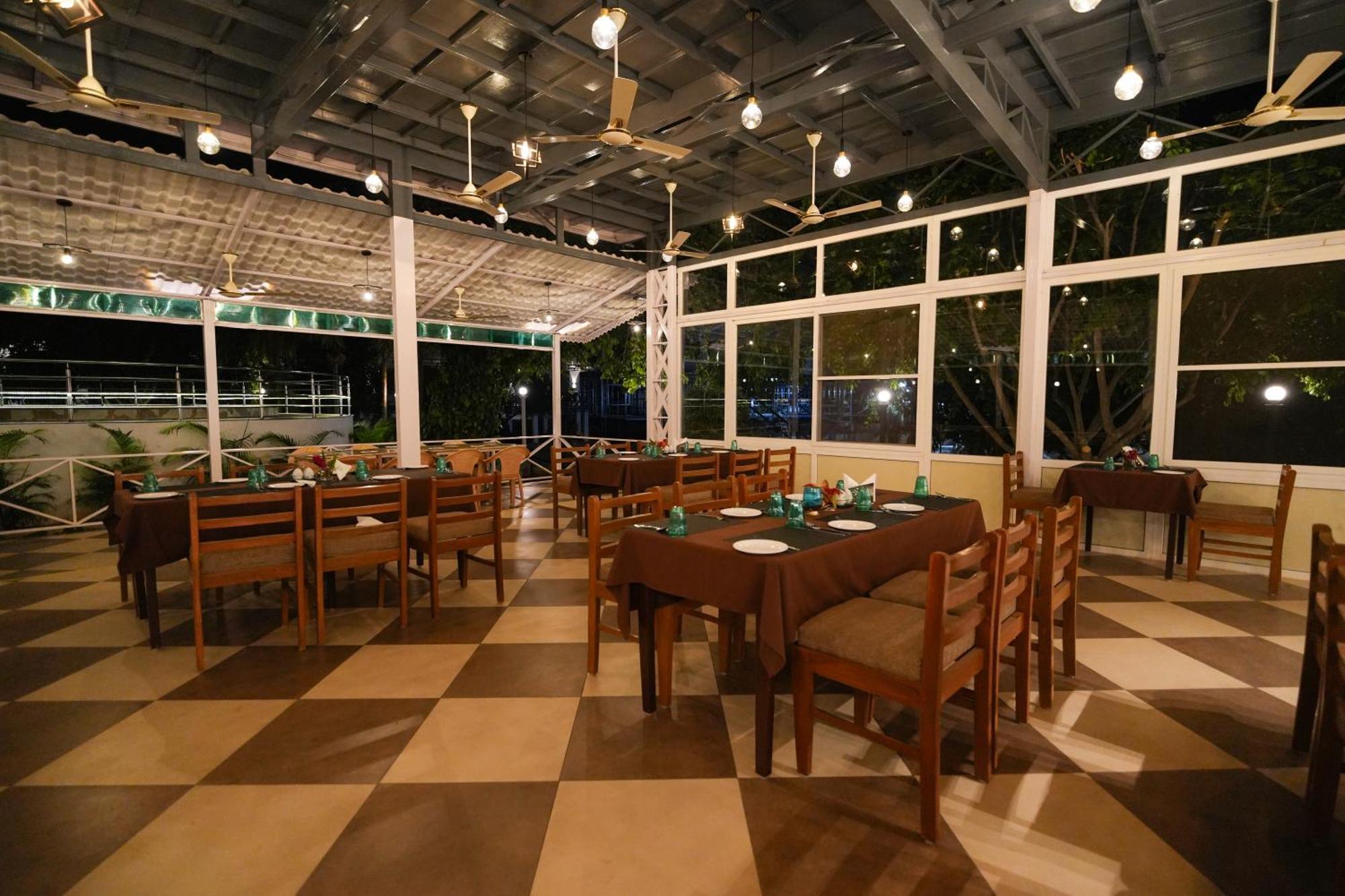 Hotel Mgm Whispering Wind'S Yelagiri Exterior foto