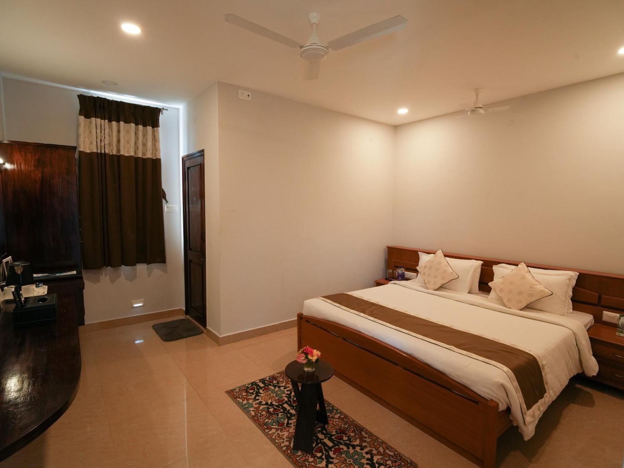 Hotel Mgm Whispering Wind'S Yelagiri Exterior foto