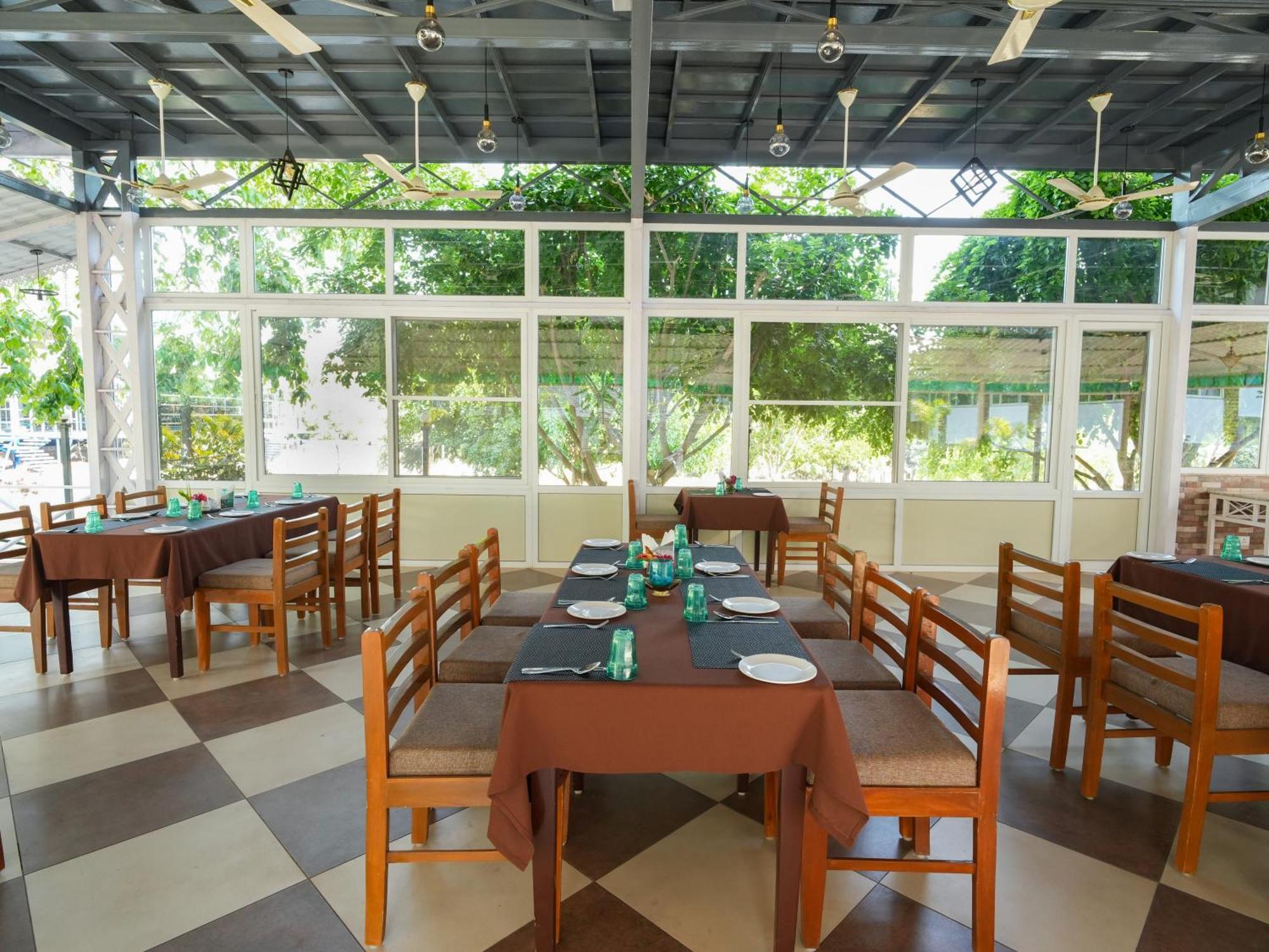 Hotel Mgm Whispering Wind'S Yelagiri Exterior foto