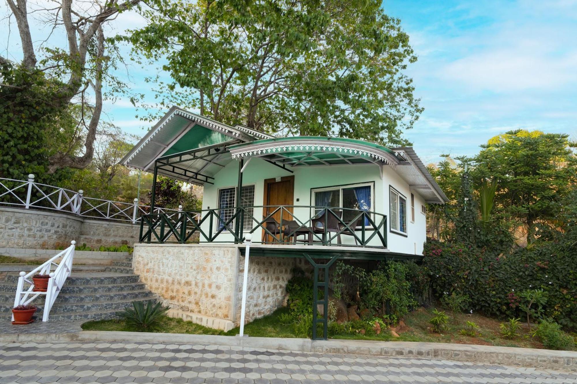 Hotel Mgm Whispering Wind'S Yelagiri Exterior foto